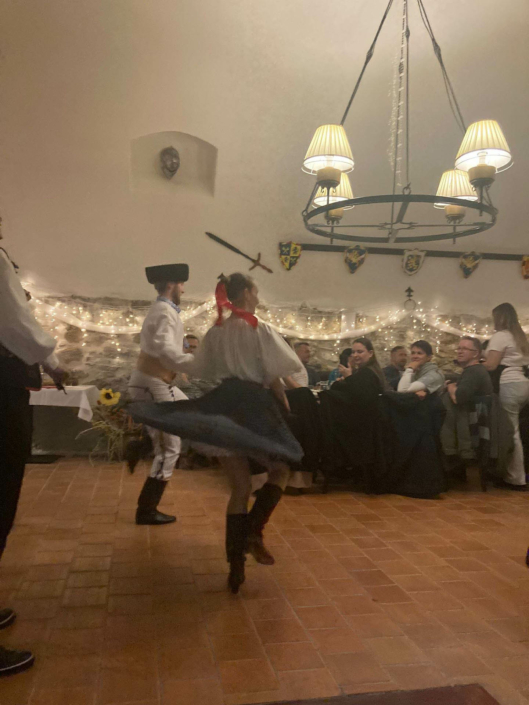 MS folk dance, Vývrtka